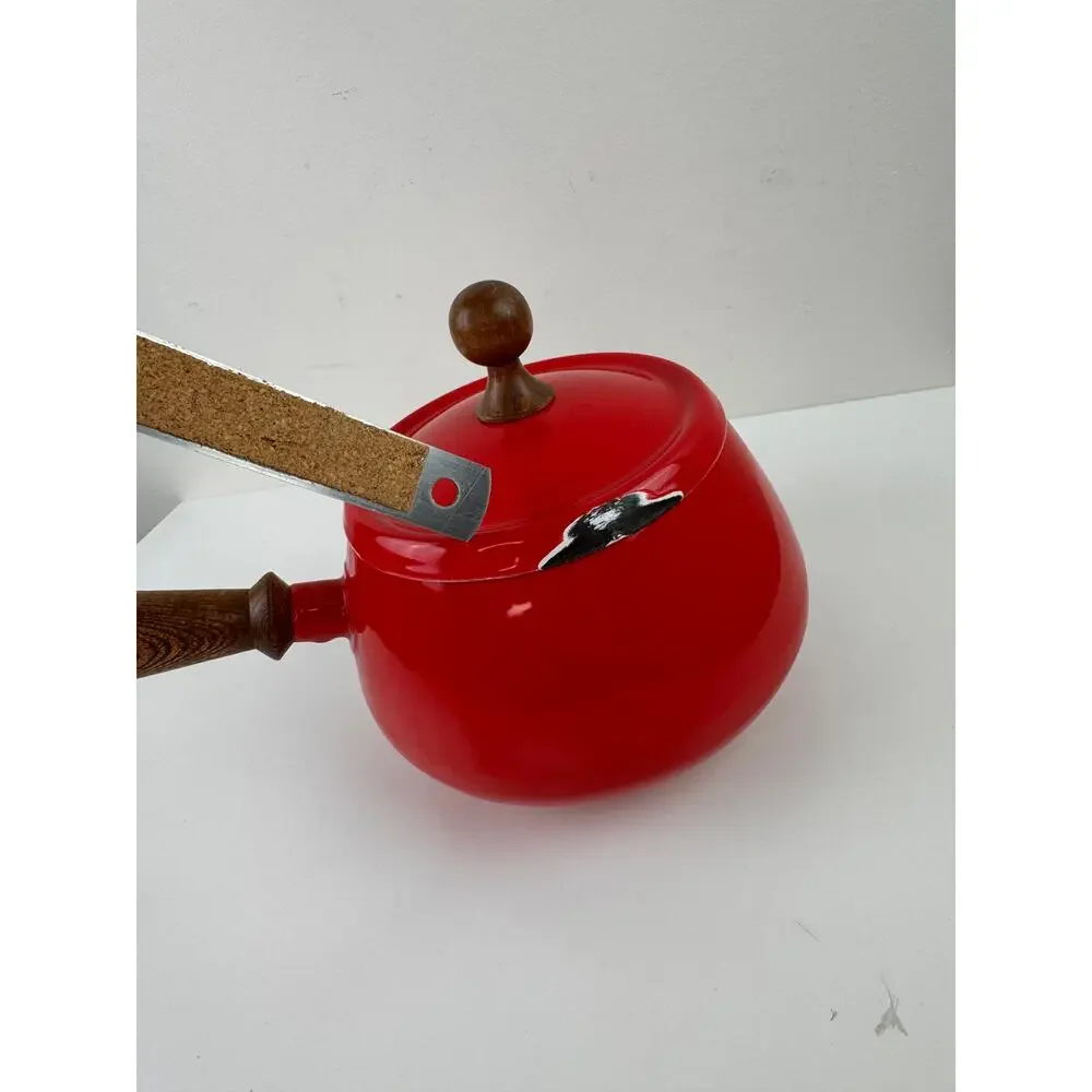 Vintage Styson Bright Red Enamel Fondue Pot Aluminum Wooden Single Handle Lid